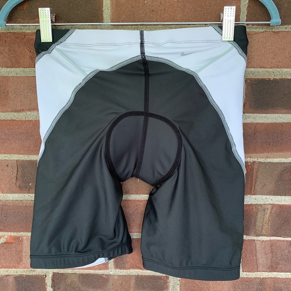 NWT Nike Triathlon shorts black white women’s size XS NEW - Picture 5 of 8